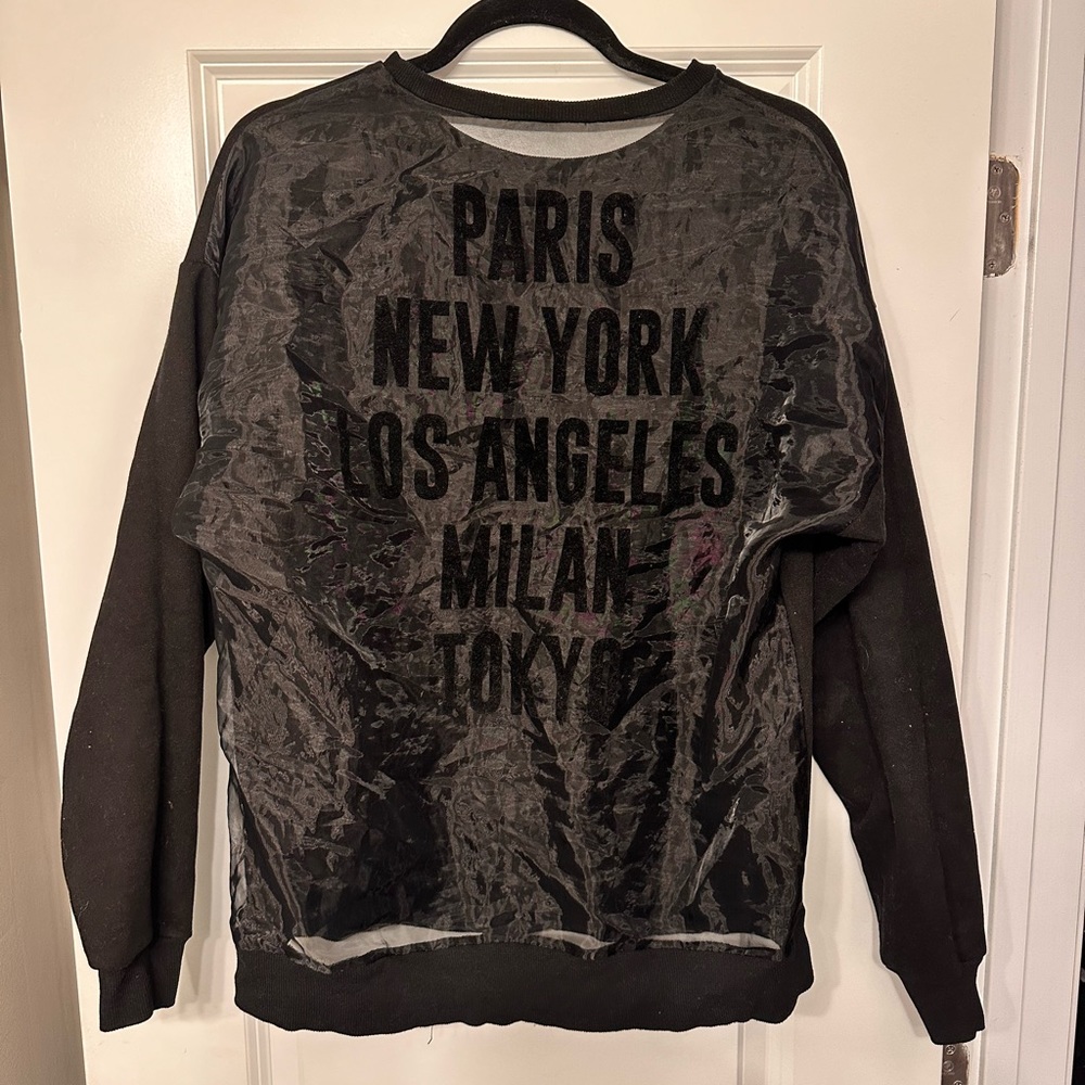 Black Oversized Swearshirt